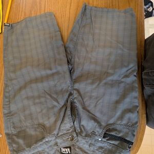 Vans Men's Cargo Pants in Charcoal Gray